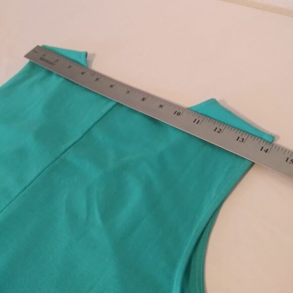 Denim & CO women's size M turquoise blue sleeveless blouse - Picture 9 of 12